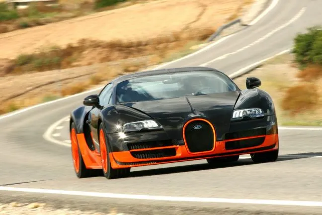 Video-Bugatti-Veyron-Super- ...