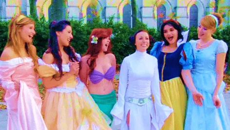 Video - Parodia de Leia y las Princesas Disney | Dibujos disney