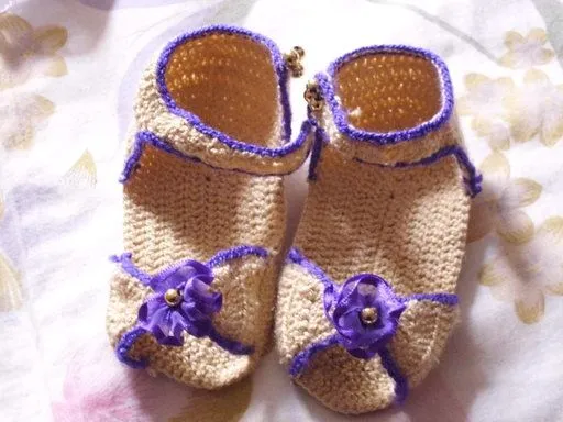 Zapatos tejidos a crochet para bebés paso a paso - Imagui