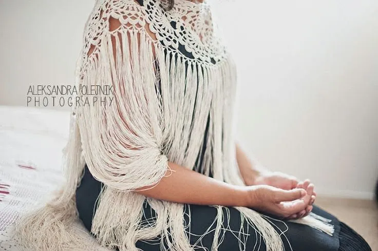 Vintage Crochet Fashion: Mantoncillo de flamenca de crochet ...