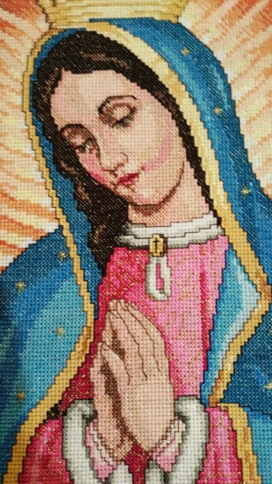 Virgen de Guadalupe | Punto de cruz patrones, Puntos de cruz clásicos,  Puntos de bordado