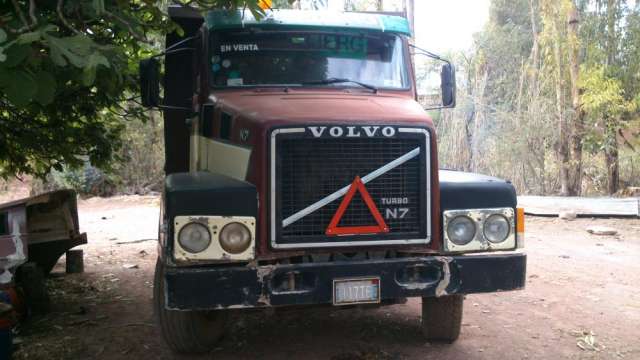 Volvo n7 en venta modelo 84 mark. volqueta - Cochabamba, Bolivia ...