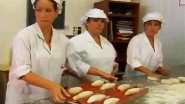 Vuelve el oficio de panadero - Vídeo - 20minutos.tv