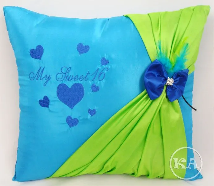 Wholesale quinceanera pillows and Baptism sets. | Kids Adventure
