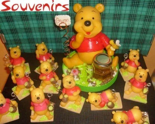 Winnie pooh, adorno torta y souvenirs |
