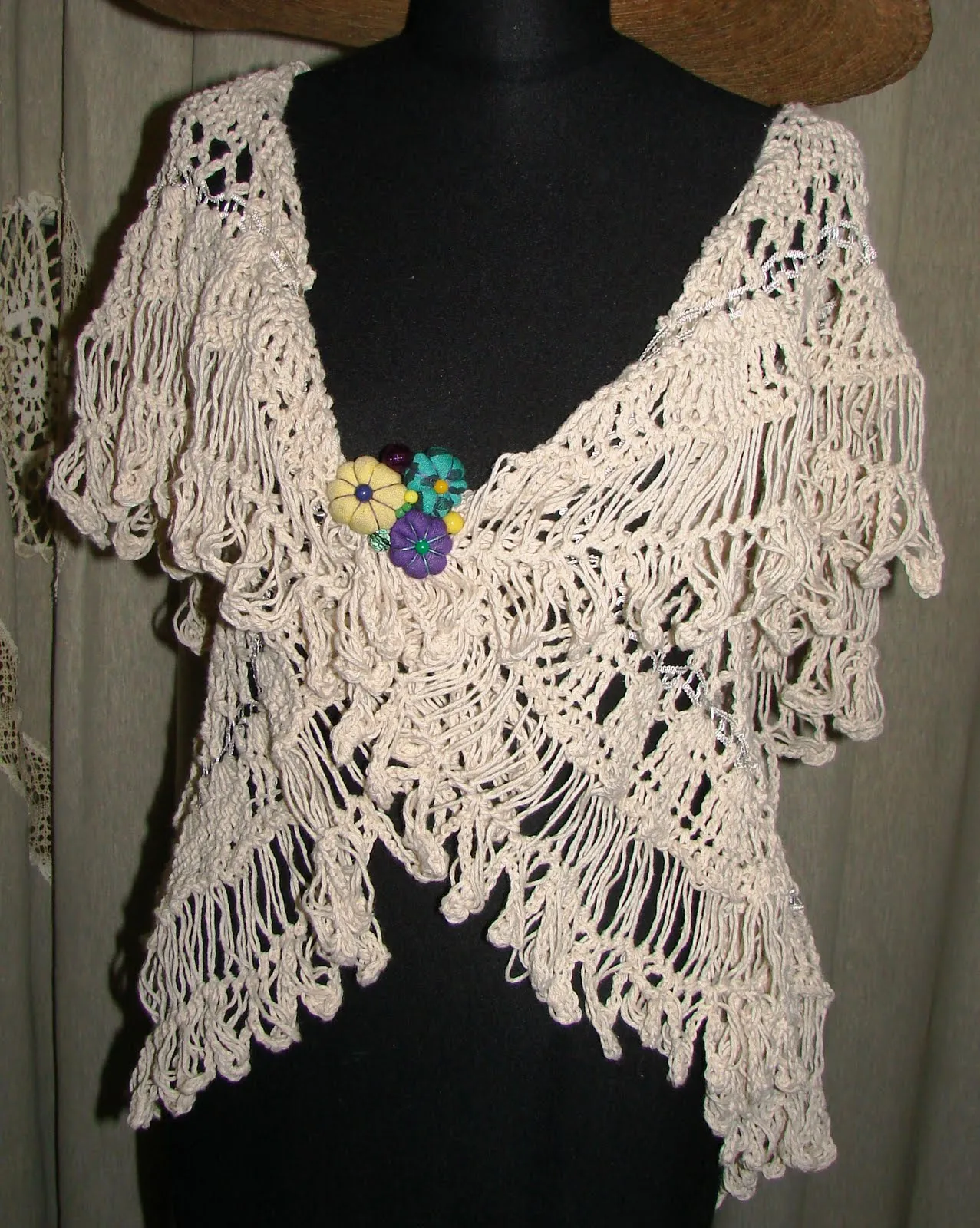 Chalecos circulares tejidos a crochet - Imagui