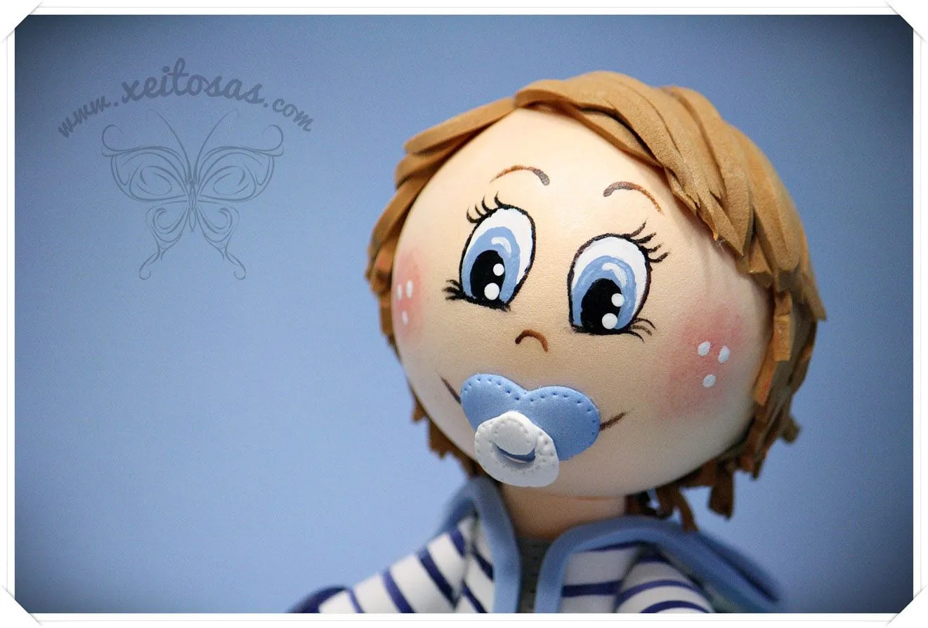 Xeitosas : Fofucha bebé con chupete y balón para cumpleaños
