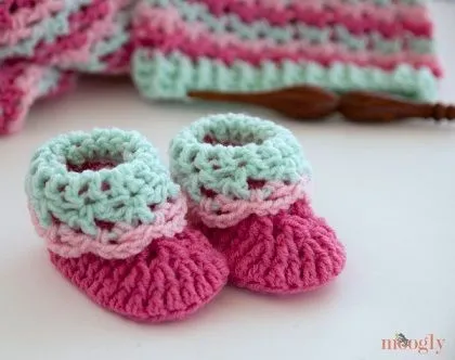 zapatitos para bebes en crochet - Google Search | Crochet ropa ...