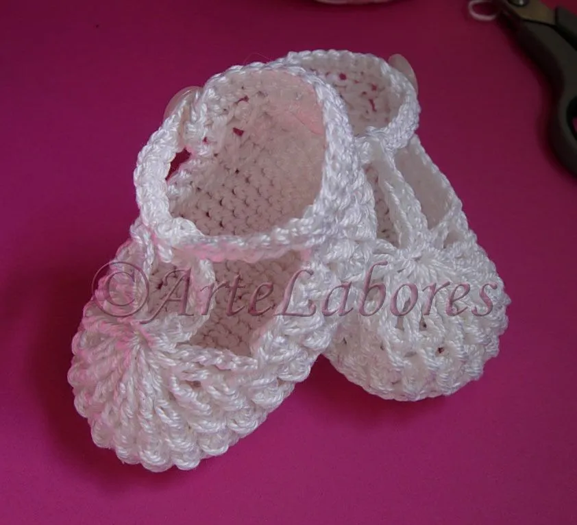 Zapatitos a ganchillo | ArteLabores