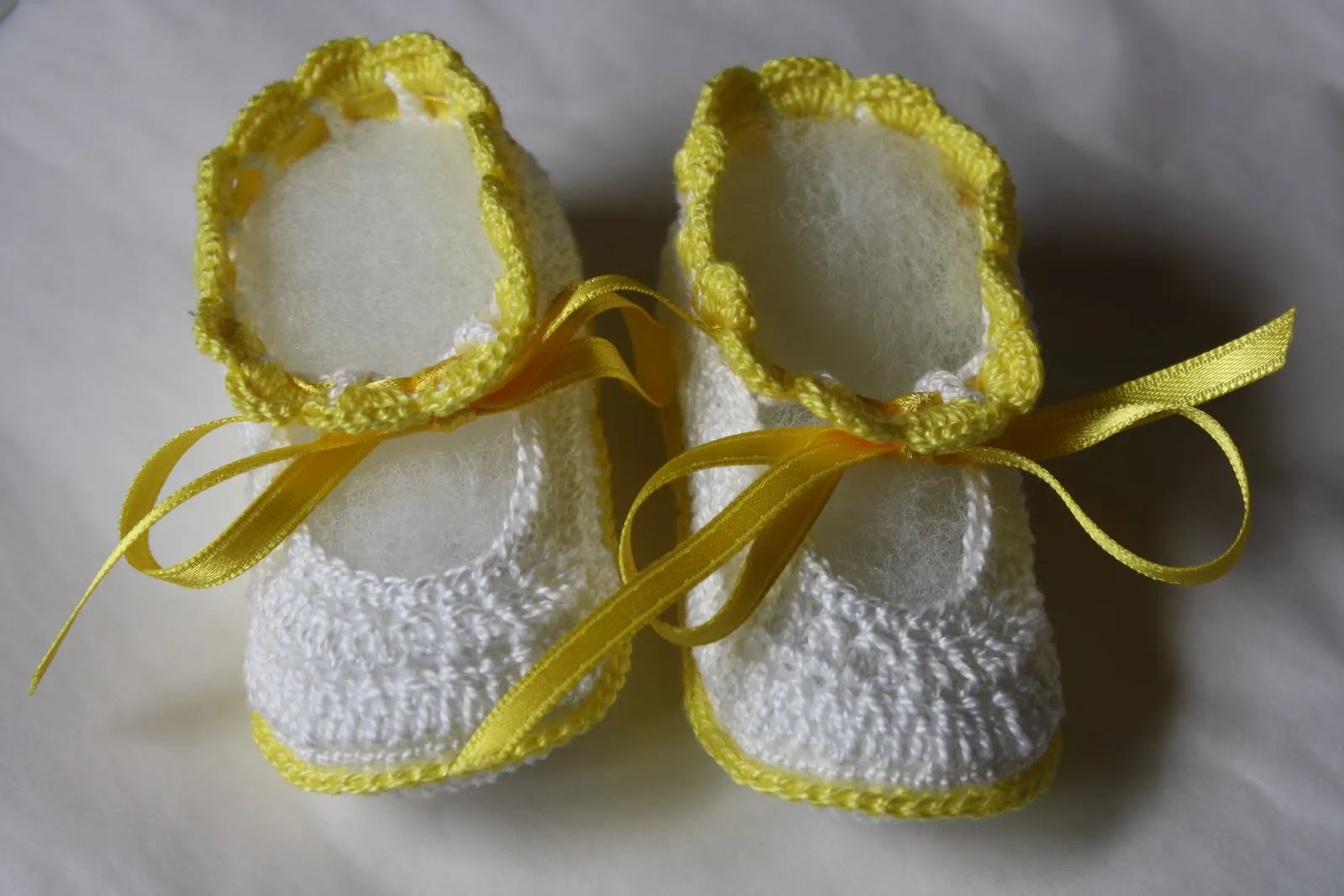 EL RINCON DE MERY: zapatitos bebe a crochet
