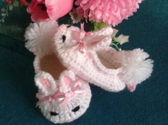 Zapatos bebé crochet, con forma de conejito!! | tejido | Pinterest ...