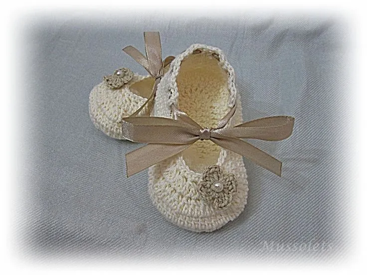 Zapatos para bebe de Mussolets por DaWanda.com | 50+ Ways to Tie a ...