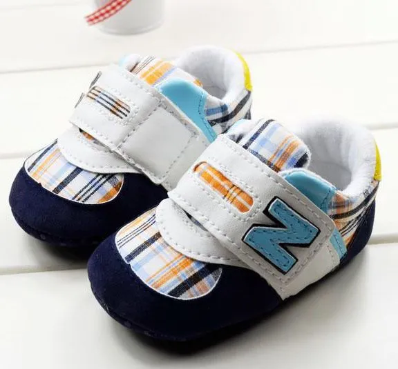 Zapatos para bebés recien nacidos varones - Imagui