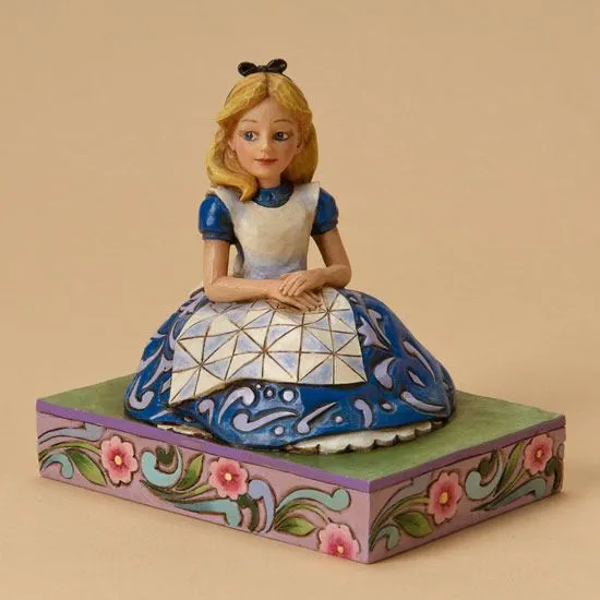 01-figura-alicia-en-el-pais-de ...