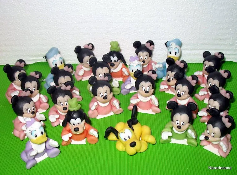 10 Souvenirs Baby Disney Mickey Minnie Pluto Donald Daisy - $ 200 ...