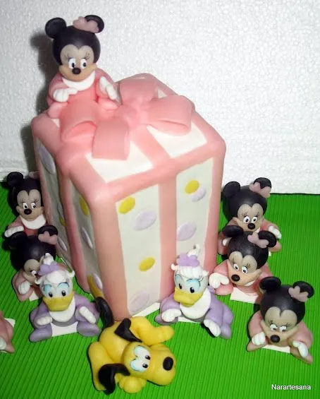 10 Souvenirs Baby Disney Mickey Minnie Pluto Donald Daisy - $ 200 ...