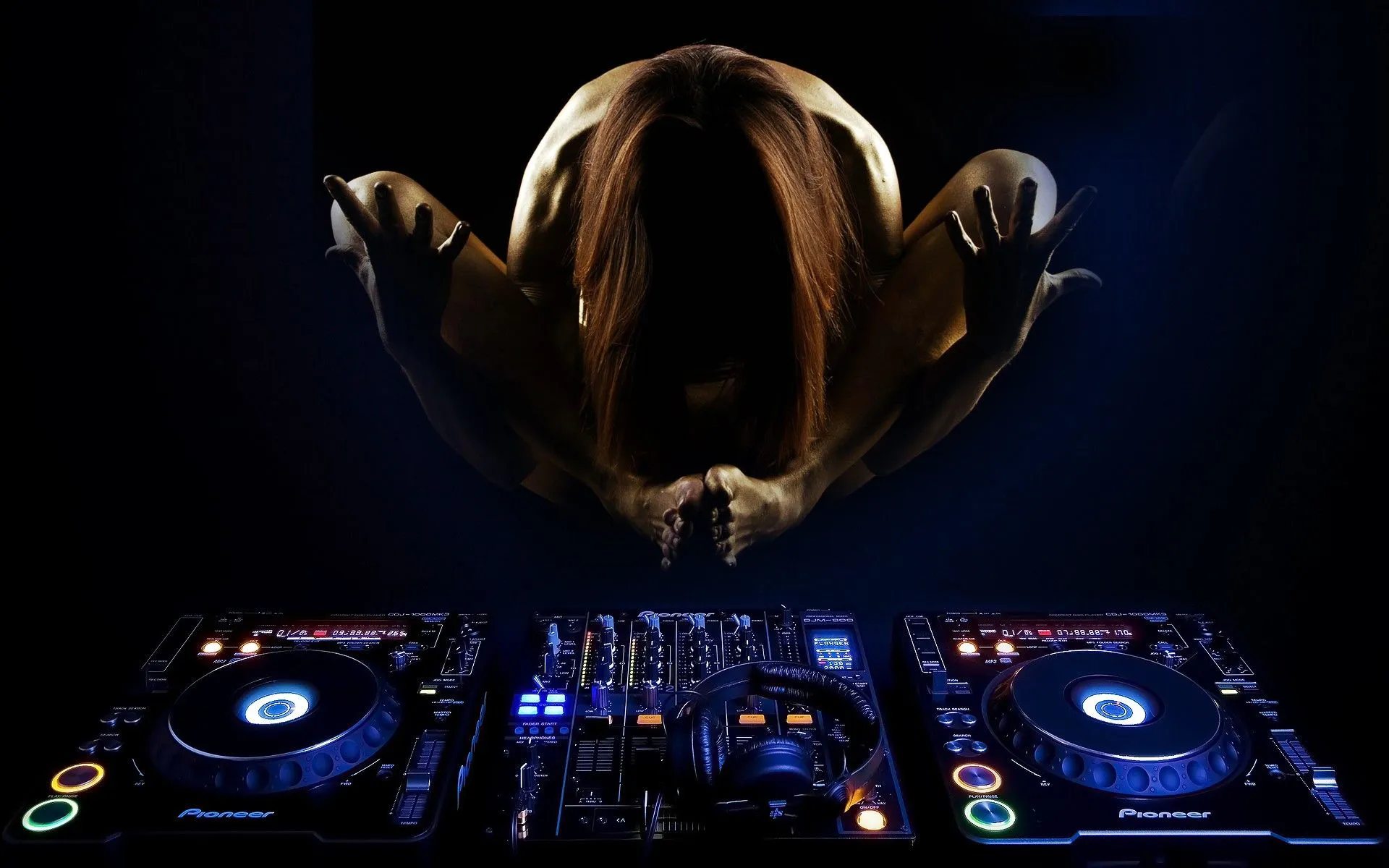 107 DJ Fondos | DJ Fondos