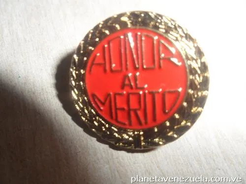 107643-botones-honor-al-merito ...