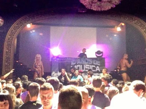 10ADM Vol.6 @Coliseo