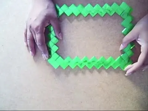 12. DIY MARCO PARA FOTOS (RECICLAJE DE BOTELLAS DE PLÁSTICO) - YouTube