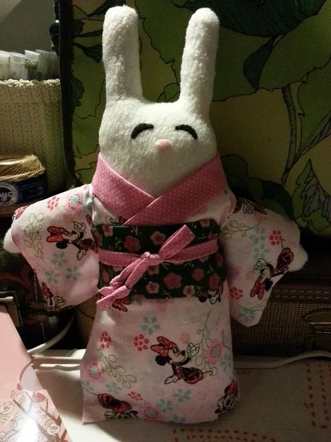 121129, Kimono Bunny (client request: Minnie Mouse fabric ...
