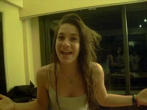 Tengo 13 años y soy la chica mas lida del mundo - YouTube Tengo 13 años y soy la chica mas lida del mundo - YouTube