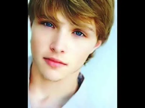 Os 13 meninos mais lindos da Disney. - YouTube Os 13 meninos mais lindos da Disney. - YouTube