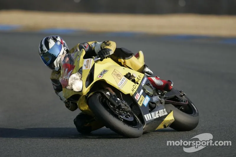 144 Village Motos Maisons Honka Suzuki: S. Penna, D. Lebail, J ...