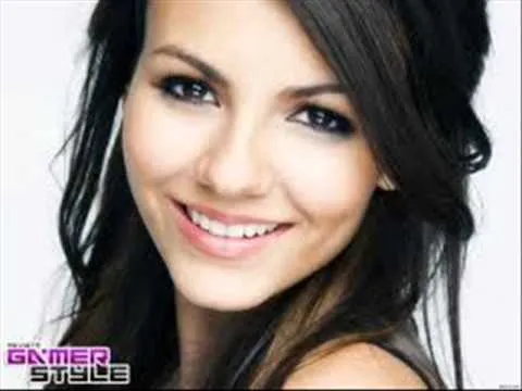 Las 15 chicas mas lindas de Nickelodeon y Disney channel - YouTube
