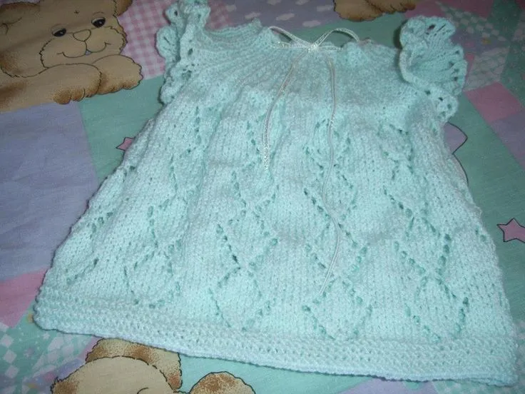 VESTIDO DE NIÑITA TEJIDO A PALILLOS - TRYCAR-TEJIDOS BEBES ...