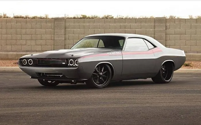 1970 Dodge Challenger 528 RS by Roadster Shop, amenaza en estado puro 1970 Dodge Challenger 528 RS by Roadster Shop, amenaza en estado puro