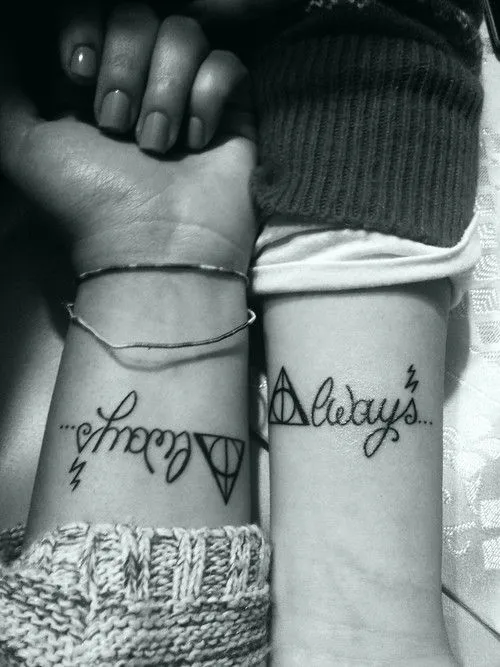 20 Ideas de tatuajes para hermanas que harán que te enamores