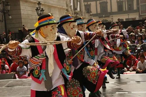 22 de agosto - Día Mundial del Folclore