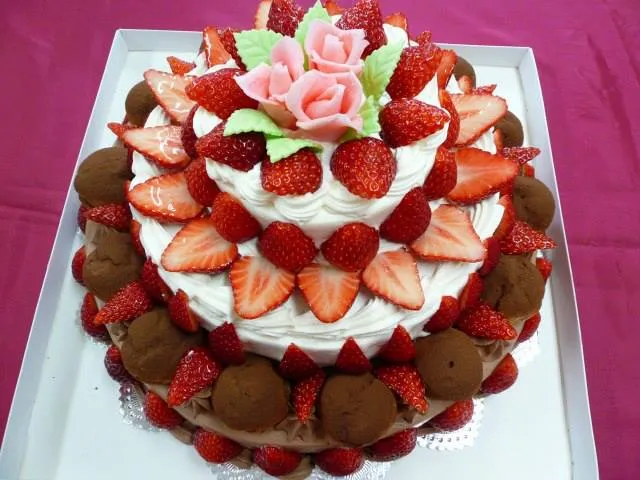 Decoraciónes torta de fresitas - Imagui