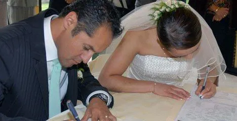 Más de 250 parejas se dan el sí en un matrimonio colectivo | Bodas Más de 250 parejas se dan el sí en un matrimonio colectivo | Bodas