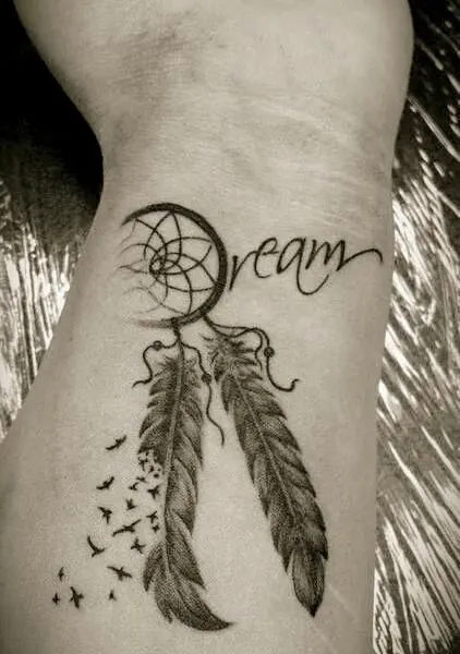 30 amazing dreamcatcher tattoos that will have you dreaming ...
