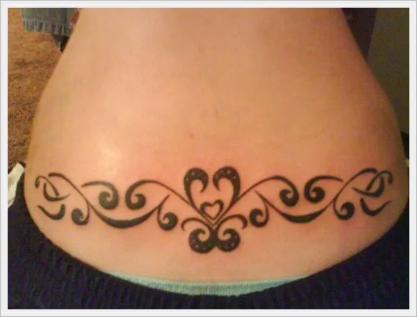 30 tatuajes para mujeres sexys en la espalda zona baja 30 tatuajes para mujeres sexys en la espalda zona baja
