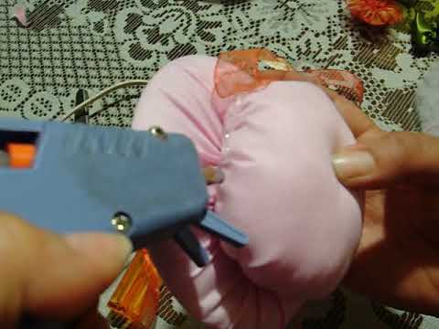34 DIY como hacer un sombrero alfiletero manera 1 paso 1 - YouTube 34 DIY como hacer un sombrero alfiletero manera 1 paso 1 - YouTube