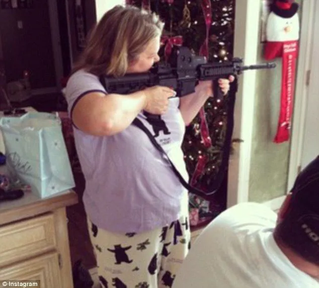 Papa Noel me ha traido una ametralladora!