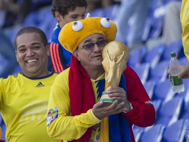 El 'Metro' se vistió de Selección Colombia y fiesta tricolor ...