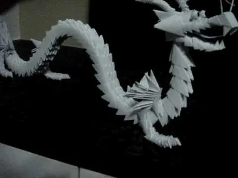 3D Modular Origami Chinese Dragon, simply made from small paper ... 3D Modular Origami Chinese Dragon, simply made from small paper ...
