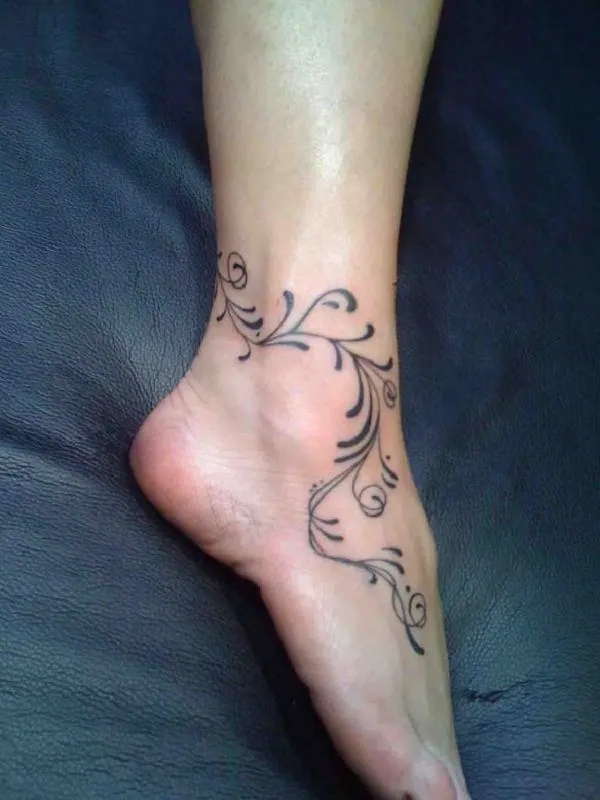 51 Tatuajes de plantas trepadoras y enredaderas 51 Tatuajes de plantas trepadoras y enredaderas