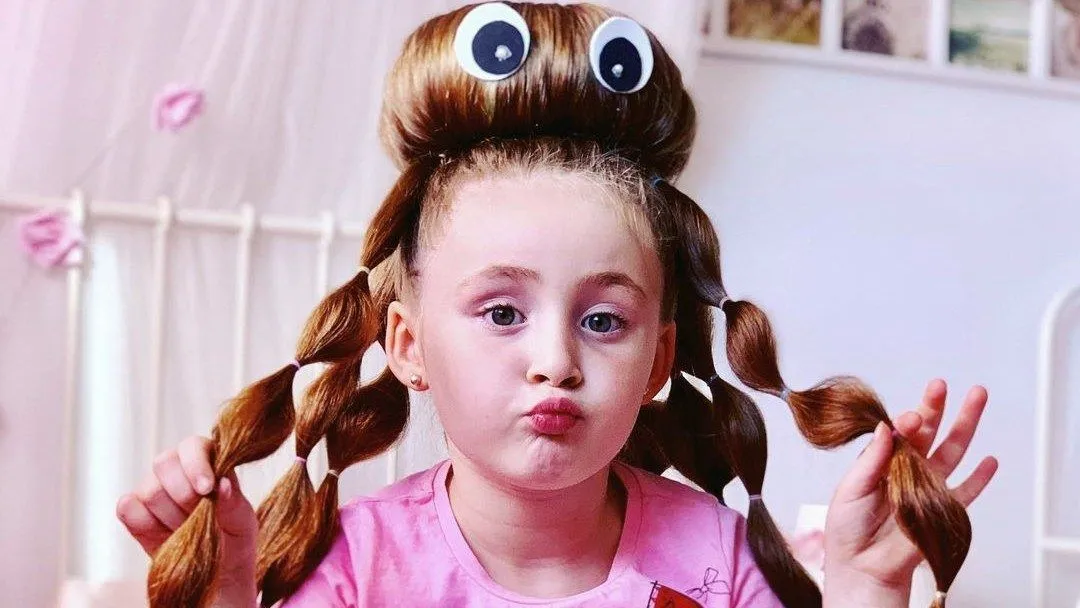 90 peinados locos para niñas y niños, fáciles y divertidos | All Things Hair MX 90 peinados locos para niñas y niños, fáciles y divertidos | All Things Hair MX