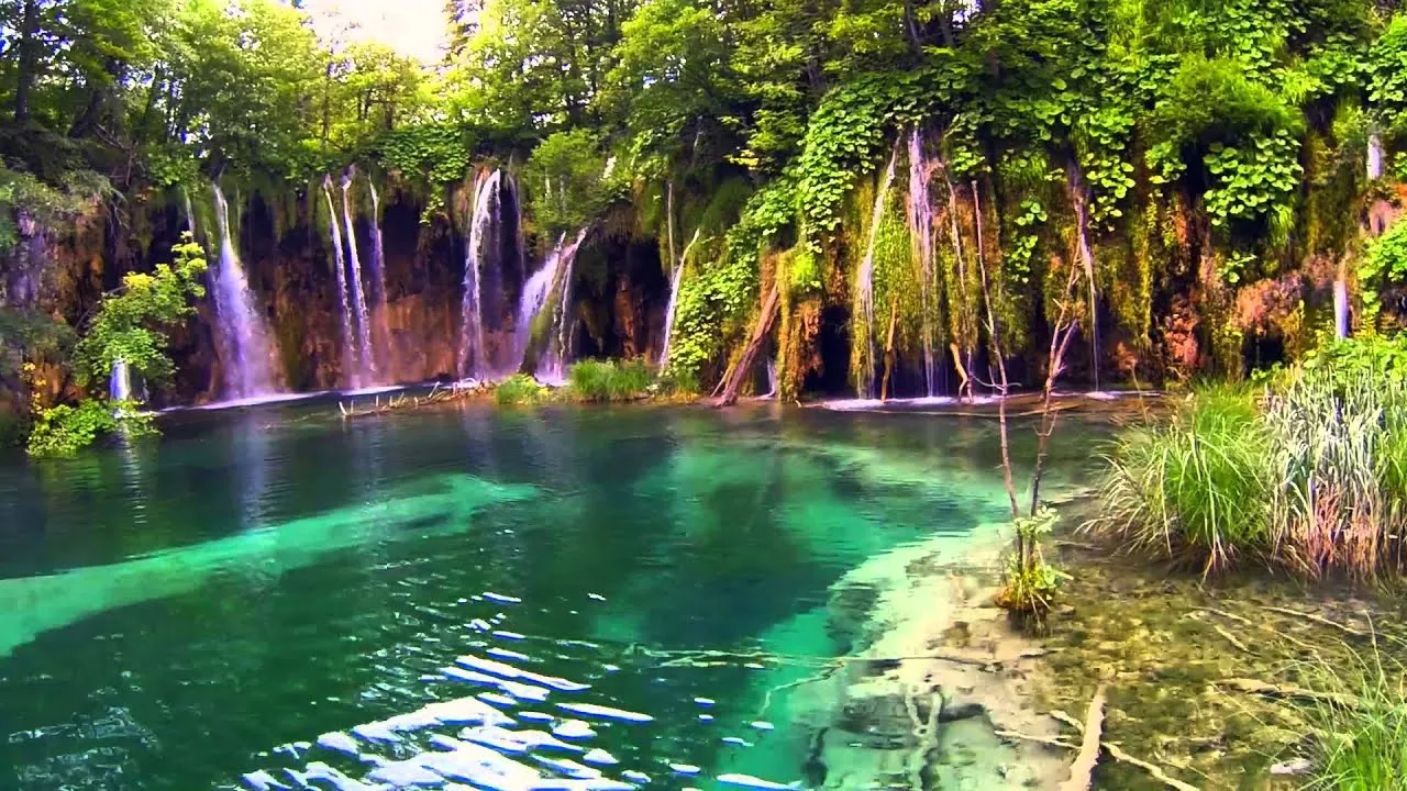 9466, Laguna de agua cristalina con cascadas [Efecto], Paisajes ...