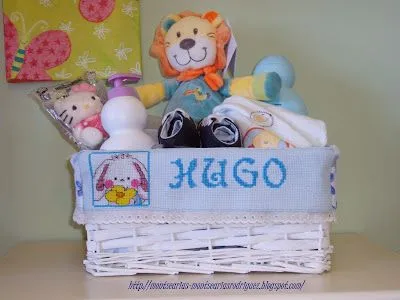 Un rincón para mis vivencias: CESTA REGALO PARA BEBÉ Un rincón para mis vivencias: CESTA REGALO PARA BEBÉ