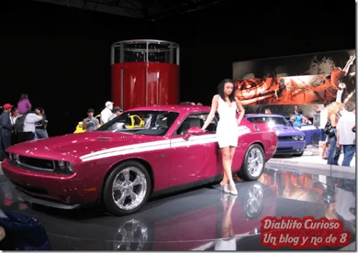 Las Mujeres y los Carros ~ Diablito Curioso Las Mujeres y los Carros ~ Diablito Curioso