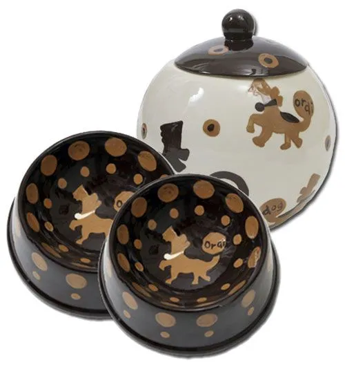 Accesorios para perros. Cama, comida, juguetes.