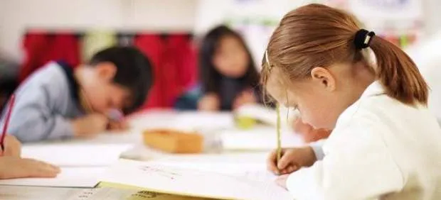 Aconseja echar a una maestra porque sus alumnos de 4 años ya saben ... Aconseja echar a una maestra porque sus alumnos de 4 años ya saben ...