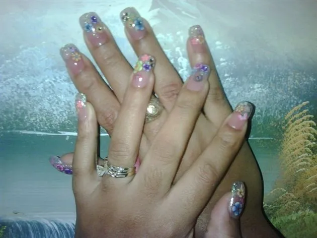 acrilicas encapsuladas - Nail Art Gallery