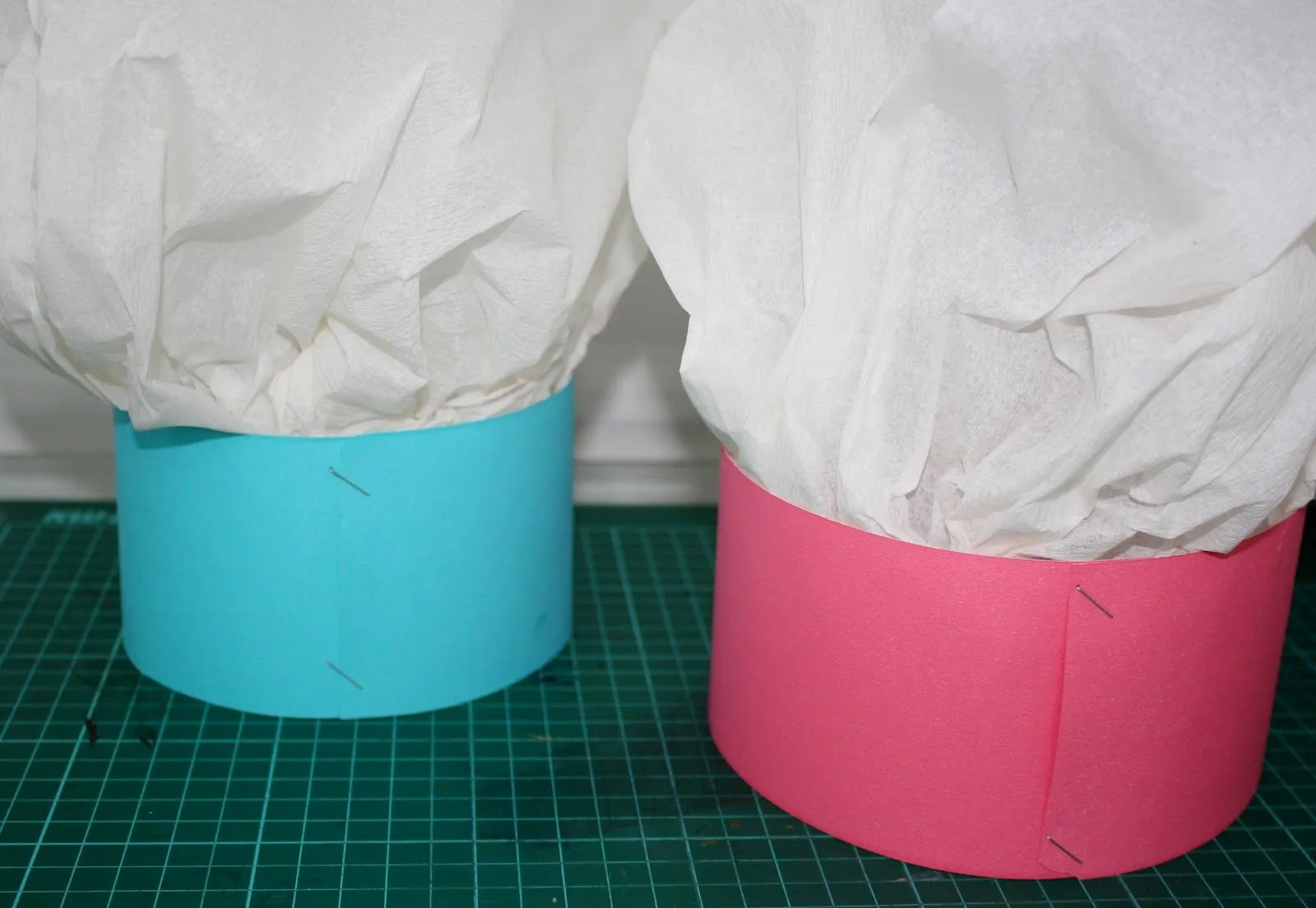 Acuarela: Como hacer..... gorro para la Fiestita de Mini chef ... Acuarela: Como hacer..... gorro para la Fiestita de Mini chef ...